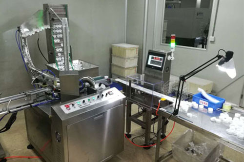 山東西泰克高速檢重秤檢測瓶蓋重量 檢重視頻